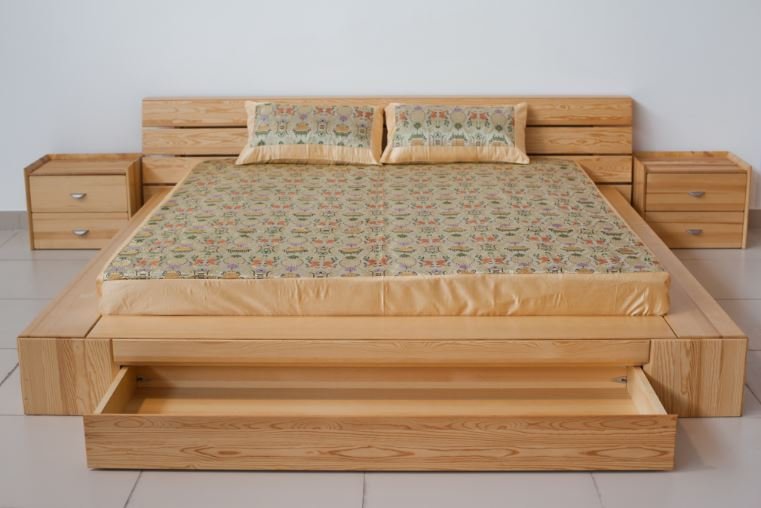 Кровать для дачи из дерева (67 фото)